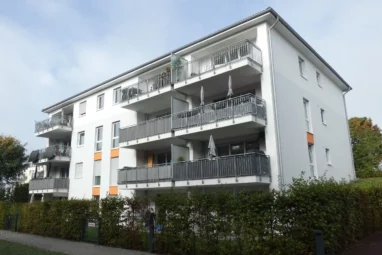 Moderne 4-Zimmer-Wohnung mit Einbauküche in grüner und familienfreundlicher Lage!